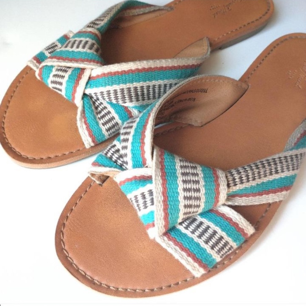 Universal Thread Textile Slip On Sandals